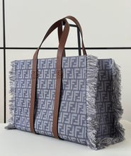 Load image into Gallery viewer, Summer Tote
