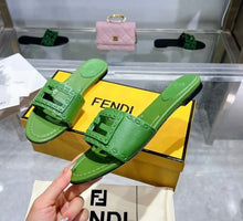 Load image into Gallery viewer, Baguette Sandals
