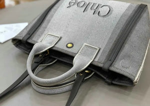 Carry Tote