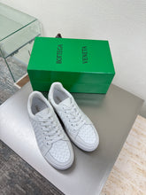 Load image into Gallery viewer, Leather Trainers
