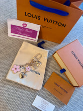 Load image into Gallery viewer, Logo Bag Charm/Keychain
