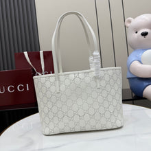 Load image into Gallery viewer, Tribeca Tote Small
