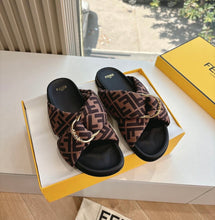 Load image into Gallery viewer, Feel Sandals
