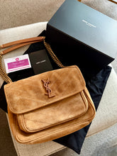 Load image into Gallery viewer, Niki Medium Chain Bag
