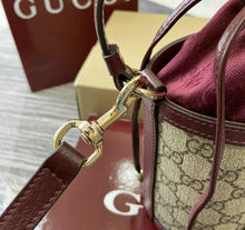 Load image into Gallery viewer, Ophidia Bucket Bag
