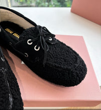 Load image into Gallery viewer, Shearling Loafers
