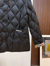 Load image into Gallery viewer, Quilted Jacket
