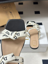 Load image into Gallery viewer, Cotton Sandals
