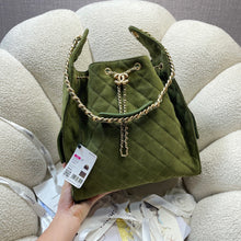 Load image into Gallery viewer, CC Hobo
