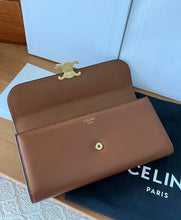 Load image into Gallery viewer, Triomphe Purse
