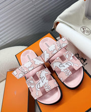 Load image into Gallery viewer, Chypre Sandals
