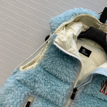 Load image into Gallery viewer, Teddy Gilet
