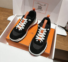 Load image into Gallery viewer, Leader Trainers
