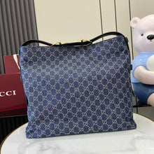 Load image into Gallery viewer, Beatrix Tote
