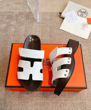 Load image into Gallery viewer, Chypre Sandals
