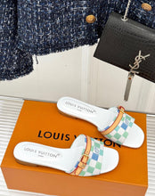 Load image into Gallery viewer, Leather Sandals
