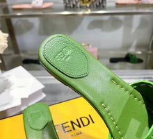 Load image into Gallery viewer, Baguette Sandals

