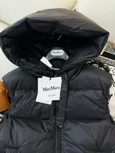 Load image into Gallery viewer, The Cube Gilet
