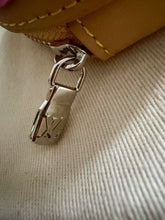 Load image into Gallery viewer, Doughnut Charm/Keychain
