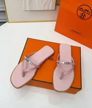 Load image into Gallery viewer, Miss Sandals

