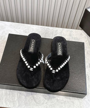 Load image into Gallery viewer, CC Sandals
