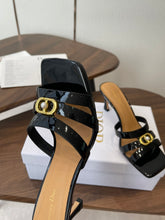 Load image into Gallery viewer, Leather Sandals
