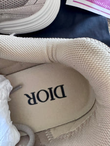 Ready to post size 5 (38)