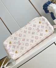 Load image into Gallery viewer, Bella Tote
