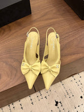 Load image into Gallery viewer, CC Sandals
