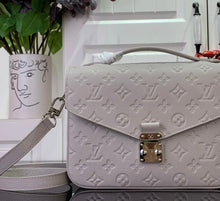 Load image into Gallery viewer, Pochette Metis
