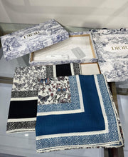 Load image into Gallery viewer, Cashmere Shawl

