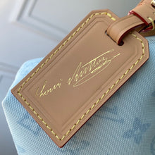 Load image into Gallery viewer, Hills Pochette

