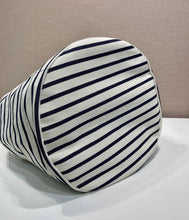 Load image into Gallery viewer, Linen Duffle Bag

