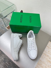 Load image into Gallery viewer, Leather Trainers
