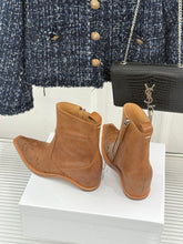 Load image into Gallery viewer, Leather Boots
