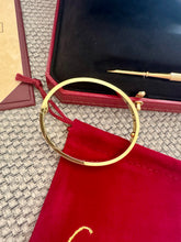 Load image into Gallery viewer, Original Quality Medium Love Bracelet
