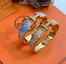Load image into Gallery viewer, Clic Bracelet
