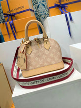 Load image into Gallery viewer, Alma BB
