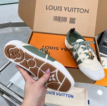 Load image into Gallery viewer, Sneakerina Trainers
