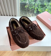 Load image into Gallery viewer, Shearling Loafers
