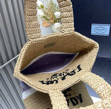 Load image into Gallery viewer, Crochet Tote
