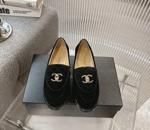 Load image into Gallery viewer, Suede Loafers
