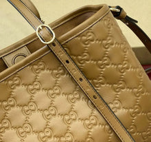 Load image into Gallery viewer, GG Shopping Bag
