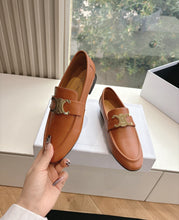 Load image into Gallery viewer, Triomphe Loafers
