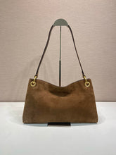 Load image into Gallery viewer, Etude Shoulder Bag
