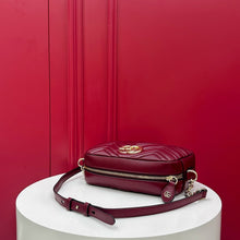 Load image into Gallery viewer, Marmont Shoulder Bag

