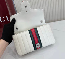 Load image into Gallery viewer, Marmont Small Shoulder Bag
