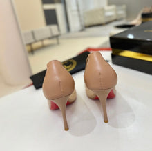 Load image into Gallery viewer, Perla Pumps
