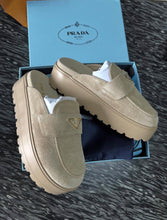 Load image into Gallery viewer, Suede Mules
