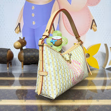 Load image into Gallery viewer, East West Carryall
